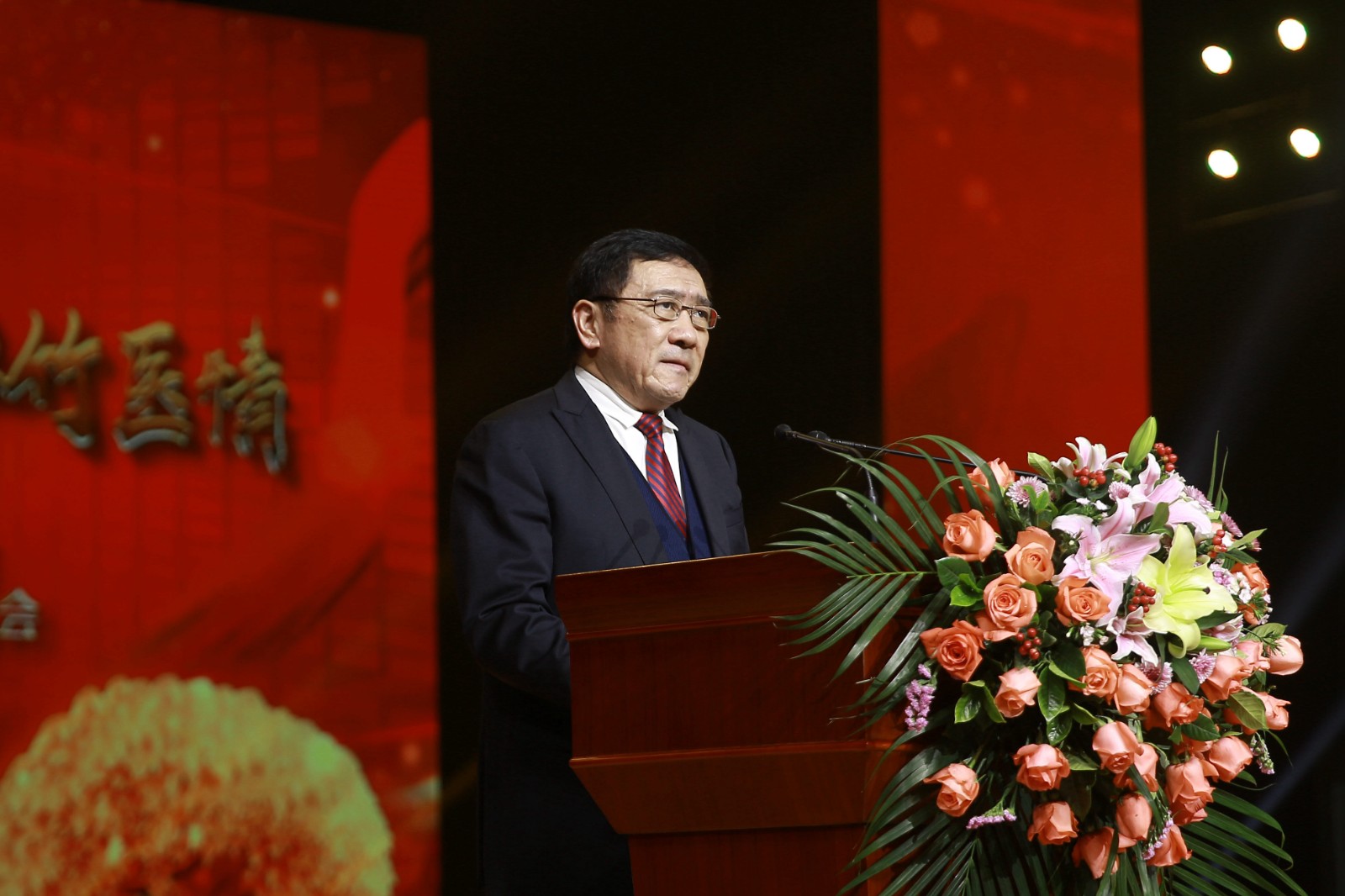 1607912506993076510.jpg 1M8A8403.jpg